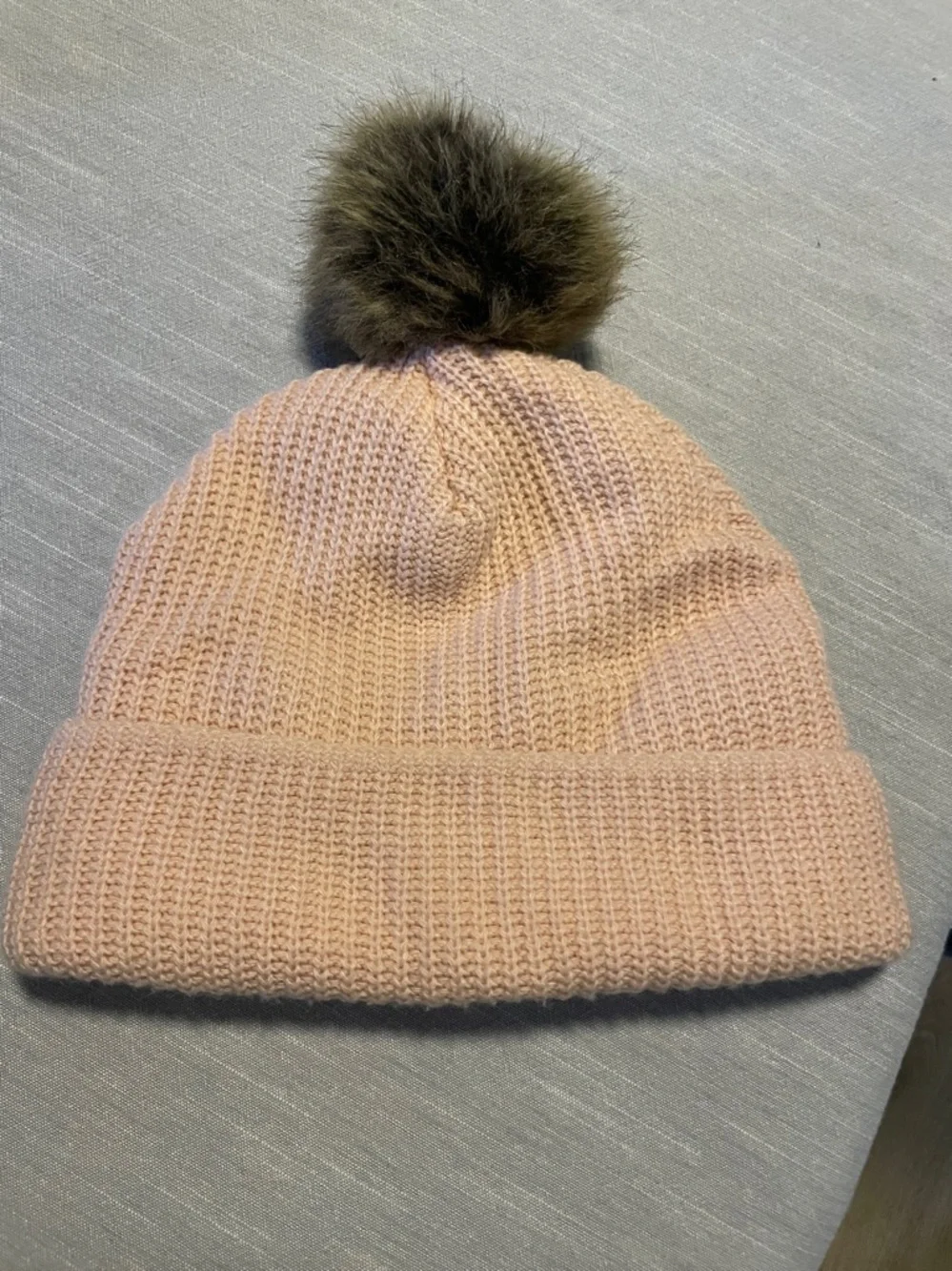 Carhartt Light Pink Knit Beanie with Brown Faux Fur Pom - Picture 2 of 3